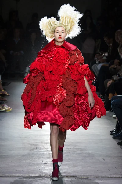 Look 14